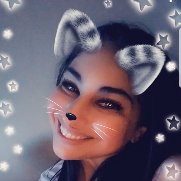 Meet your Posher, Lizette - Picture 4 of 5